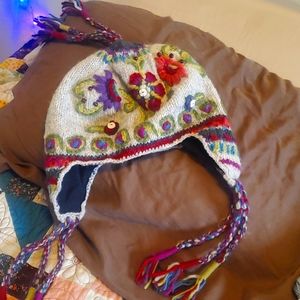 Newari Icelandic hand knit hat